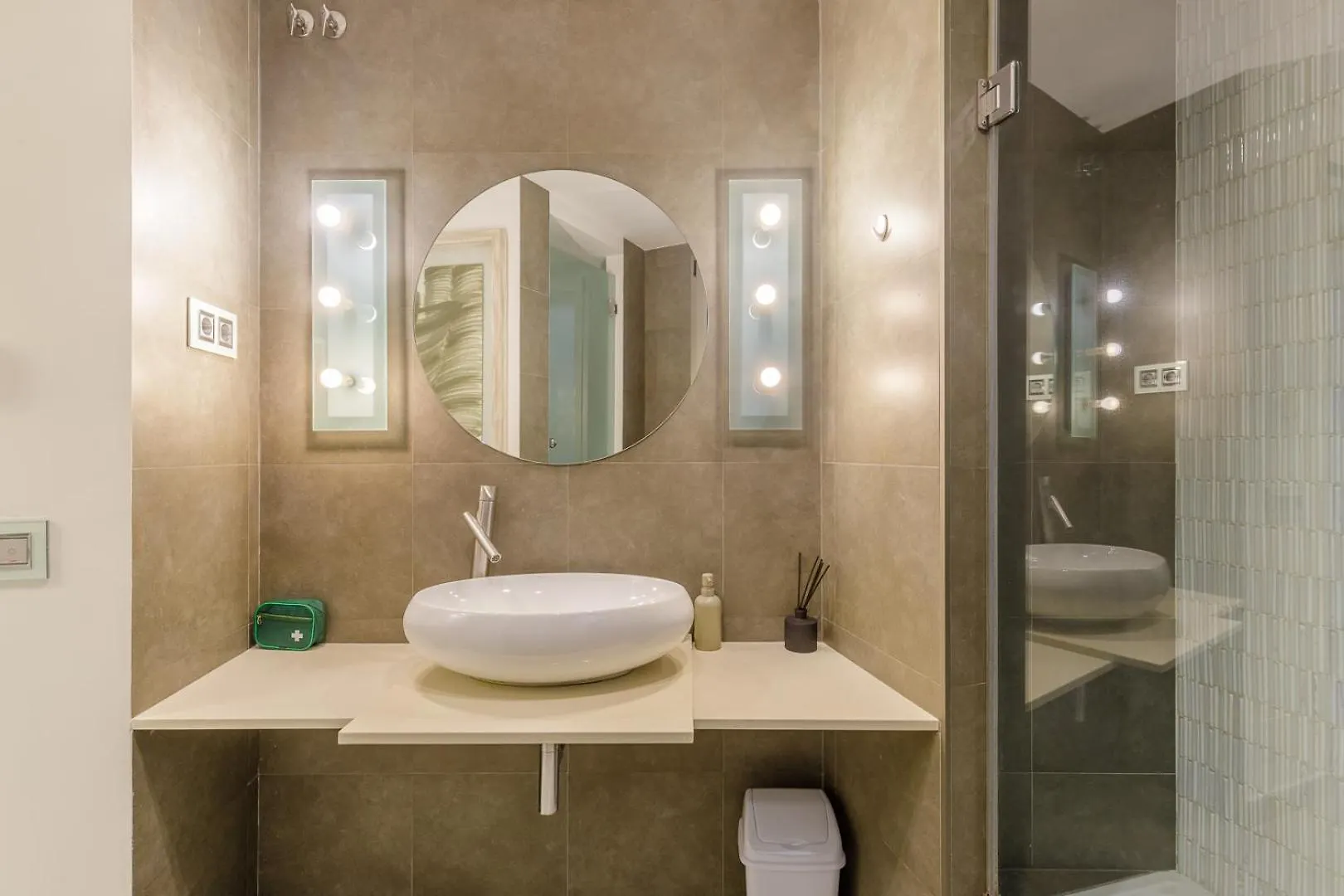 Apartamentos Tribuna Malaga Spain
