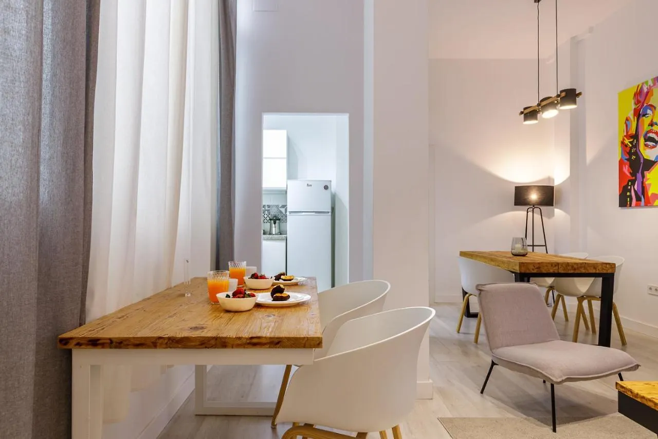 Apartamentos Tribuna Málaga Espagne