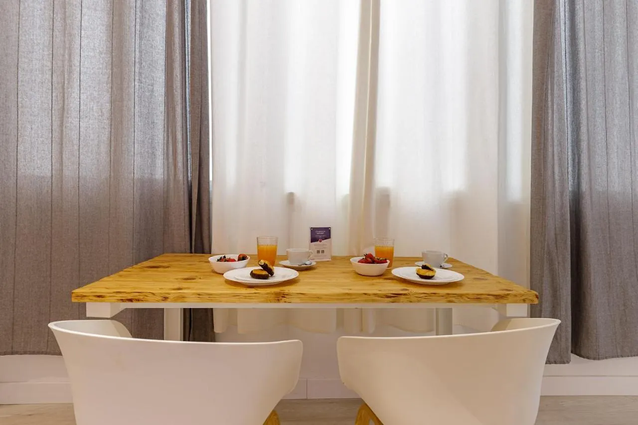 Appartement Apartamentos Tribuna Málaga